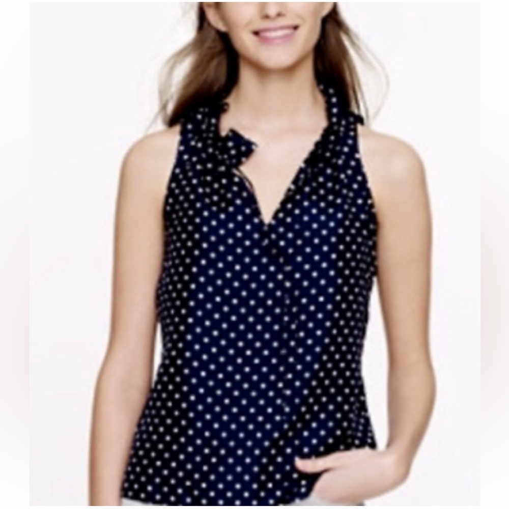 J. Crew Naomi silk Navy with white polka dots silk blouse. Size 4 💙🤍